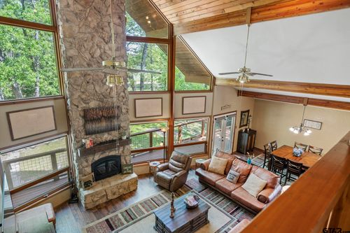 156 Spring Lake Knl, Holly Lake Ranch, TX, 75765-9418 | Card Image