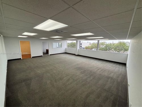 305-2727 E Oakland Park Blvd, Fort Lauderdale, FL, 33306-1625 | Card Image