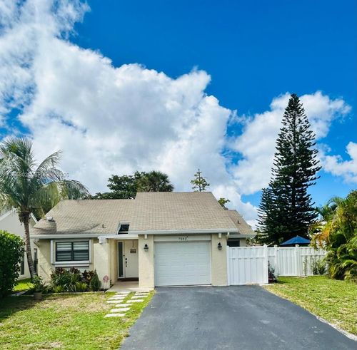 7342 Nw 38th Pl, Coral Springs, FL, 33065-2107 | Card Image