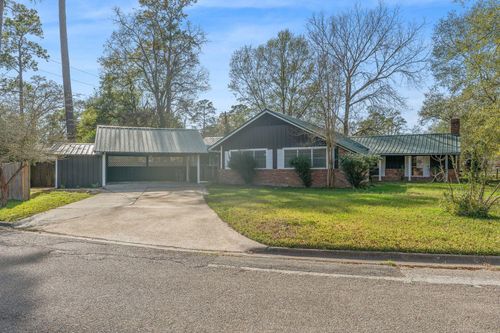 105 N Woodsway St E, Conroe, TX, 77301-1322 | Card Image