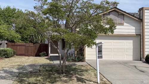1775 Northstar Dr, Petaluma, CA, 94954-6612 | Card Image