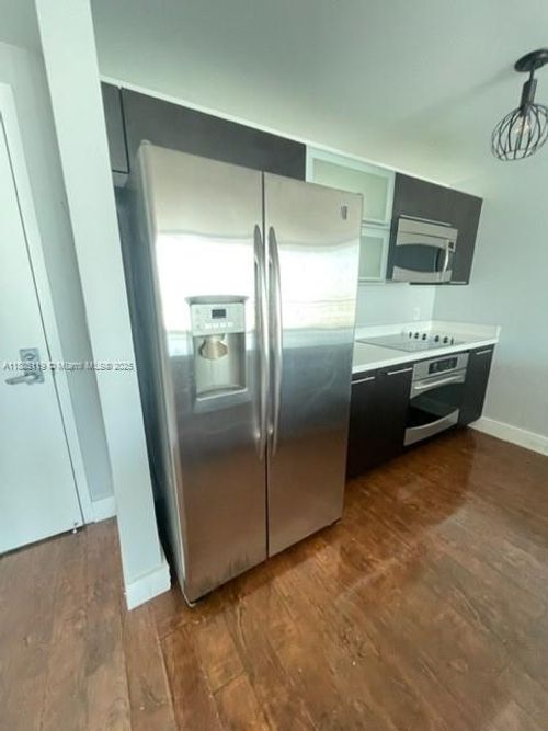 apt-4208-90 3rd St, Miami, FL, 33130-4069 | Card Image