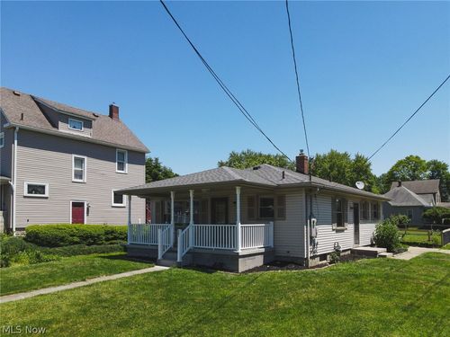 701 Jones Street, Hubbard, OH, 44425 | Card Image