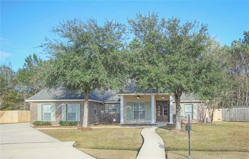 417 Millstone Court, Covington, LA, 70433 | Card Image