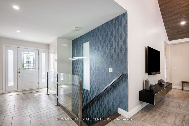 2 Cedar Grove Rd, House other with 6 bedrooms, 4 bathrooms and 6 parking in Mono ON | Image 22