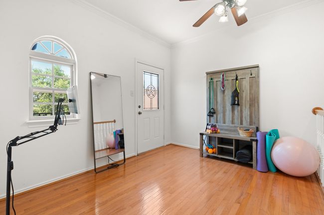 Upstairs loft area with access to front balcony | Image 24