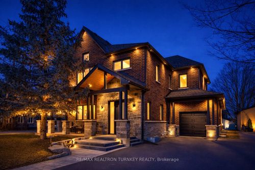271 Main St N, Uxbridge, ON, L9P1R9 | Card Image