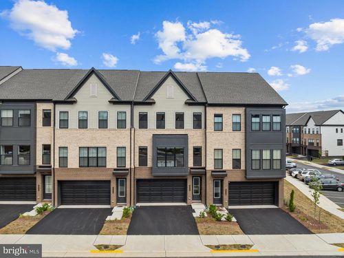 42116 Waltz Ter, ASHBURN, VA, 20148-5385 | Card Image