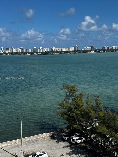 apt-9k-7545 E Treasure Dr, North Bay Village, FL, 33141-4578 | Card Image