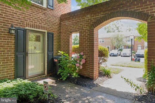 6013 Independence Way, ALEXANDRIA, VA, 22312-2626 | Card Image