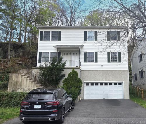 36 Washington Pl E, White Plains, NY, 10603-1715 | Card Image