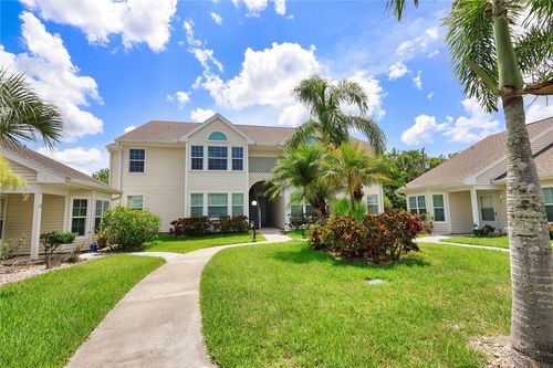 17-5-1915 Westminster Cir, Vero Beach, FL, 32966-8081 | Card Image