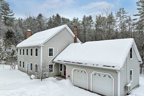 50 Bob White Ln, Norwich, VT, 05055-9317 | Card Image