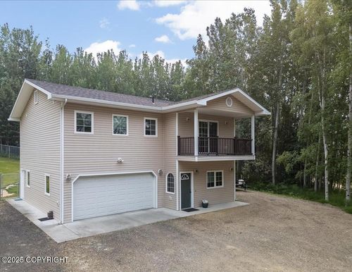 306 Pay Streak Dr, Fairbanks, AK, 99712-2228 | Card Image