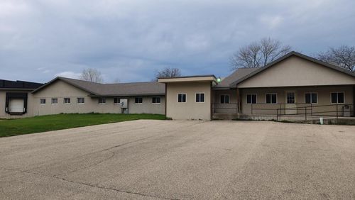 N331 Old 26 Road, KOSHKONONG, WI, 53538 | Card Image