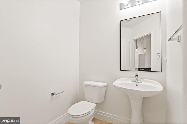 UNIT-105 - 4490 Market Commons Dr, Condo with 2 bedrooms, 3 bathrooms and null parking in FAIRFAX VA | Image 20