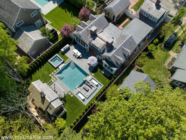 43 Peases Point Way S, House other with 4 bedrooms, 7 bathrooms and null parking in Edgartown MA | Image 49