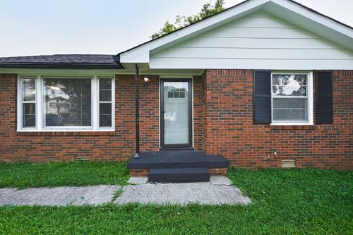 736 Roman Dr, Nashville, TN, 37207-3516 | Card Image