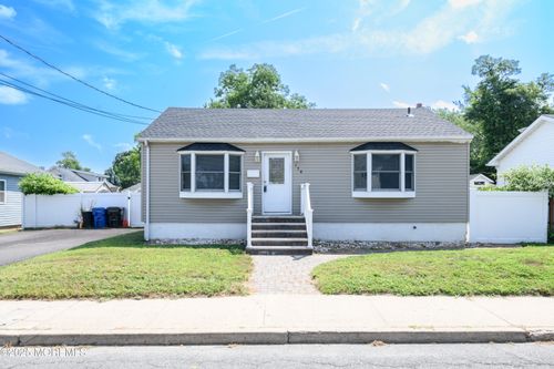 174 Bray Ave, North Middletown, NJ, 07748-5424 | Card Image