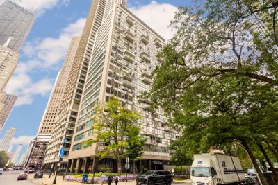 408 - 1000 N Lake Shore Drive, Condo with 2 bedrooms, 2 bathrooms and 1 parking in Chicago IL | Image 1