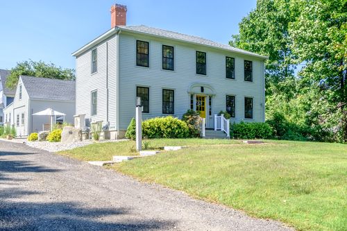 1-10 Independence Drive, Freeport, ME, 04032 | Card Image