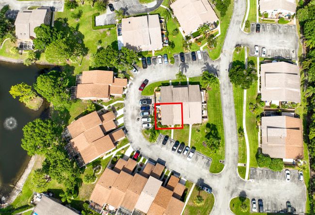 353 Maplecrest Cir, Condo with 3 bedrooms, 2 bathrooms and null parking in Jupiter FL | Image 31
