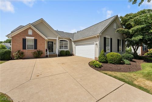 6621 Marelis Ave Ne, Canton, OH, 44721-2470 | Card Image