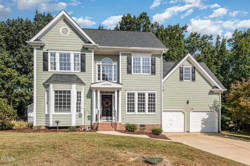 105 Townsgate Ct, Holly Springs, NC, 27540-7907 | Card Image