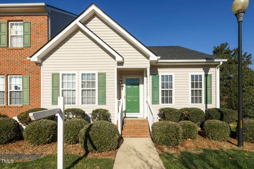 1800 Stroll Cir, Fuquay Varina, NC, 27526-6820 | Card Image