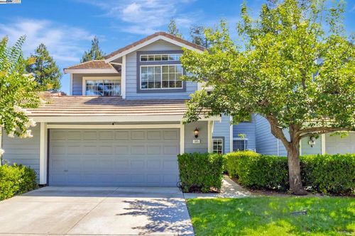 385 Kensington Cmn, Livermore, CA, 94551-4973 | Card Image