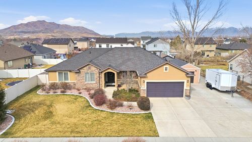 332 W 700 N, Santaquin, UT, 84655-8266 | Card Image