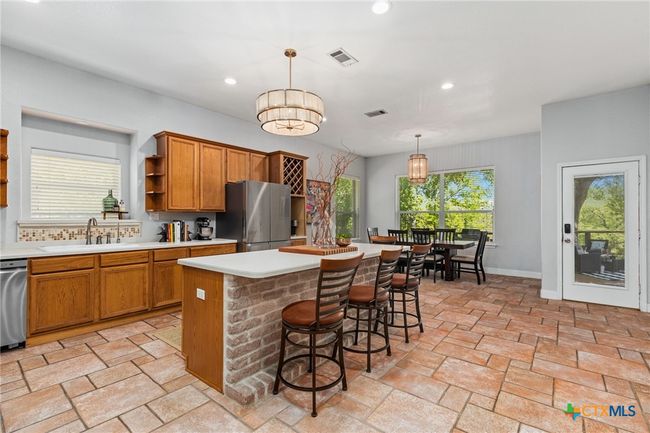 326 Red Bird Ln, House other with 4 bedrooms, 4 bathrooms and null parking in Kingsbury TX | Image 14