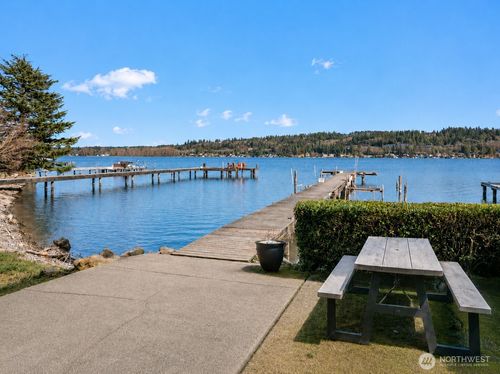 5425 96th Ave Se, Mercer Island, WA, 98040-5113 | Card Image