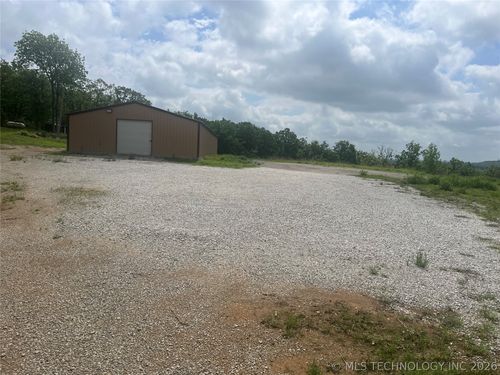 5325 S 86th West Ave, Tulsa, OK, 74107-8530 | Card Image