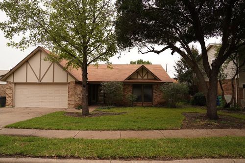 7624 Cedarhill Rd, Watauga, TX, 76148-1656 | Card Image