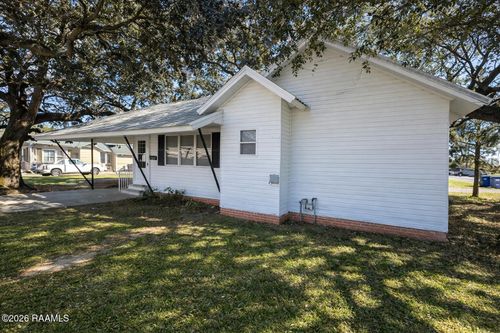 201 N Charles Campbell Ave, Abbeville, LA, 70510-5359 | Card Image