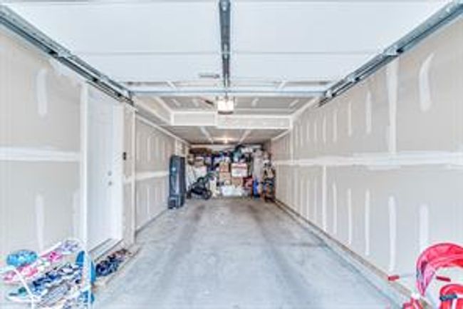 51 Sherwood Row Nw, Home with 2 bedrooms, 2 bathrooms and 3 parking in Calgary AB | Image 32