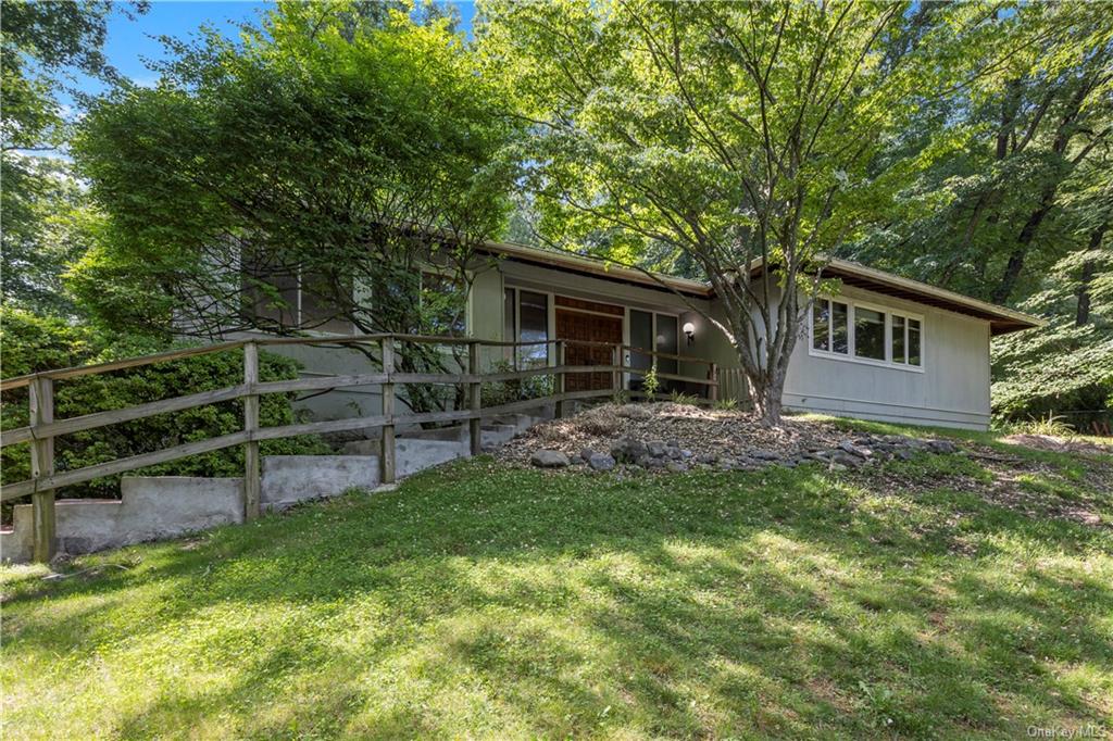 Tamarack Ln, Pomona, NY 10970