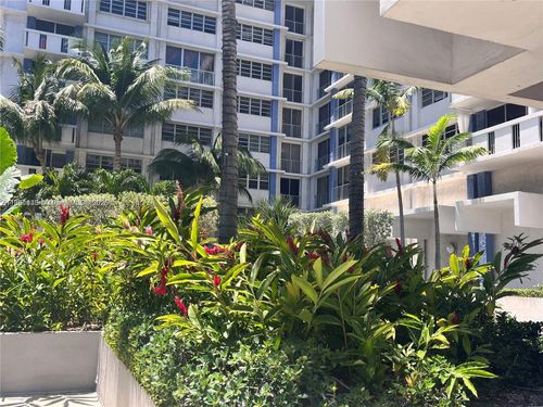 apt-832-800 West Ave, Miami Beach, FL, 33139-5538 | Card Image