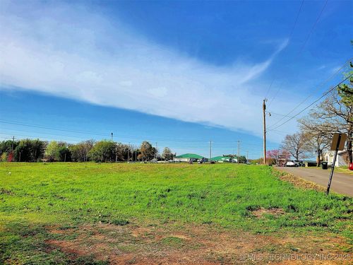 600 Sooner Dr, Tahlequah, OK, 74464-5520 | Card Image