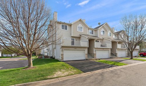 14516 Lockslie Trl, Savage, MN, 55378-2258 | Card Image