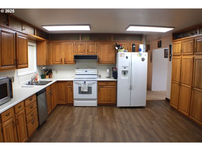 497 Wood Crest Dr, House other with 3 bedrooms, 3 bathrooms and 2 parking in Myrtle Creek OR | Image 8