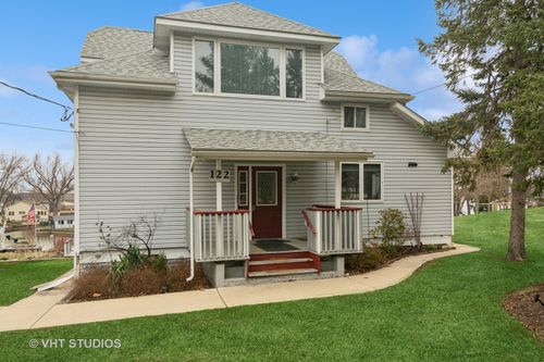 122 E Grand Ave, Fox Lake, IL, 60020-1550 | Card Image