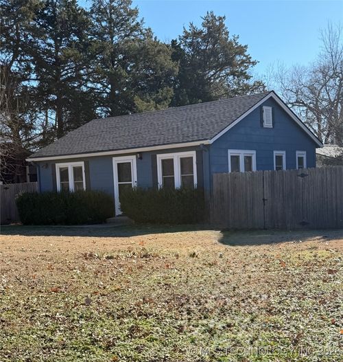 1101 S Knoblock St, Stillwater, OK, 74074-5530 | Card Image