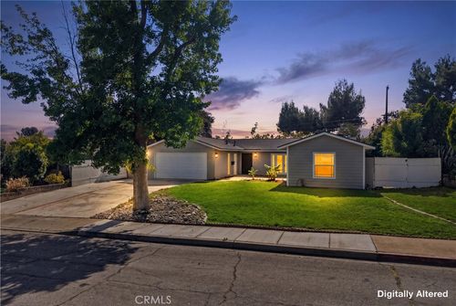 547 Converse Ave, Claremont, CA, 91711-5535 | Card Image