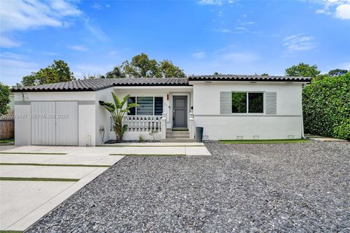 213-213 Ne 43rd St, Miami, FL, 33137-3446 | Card Image