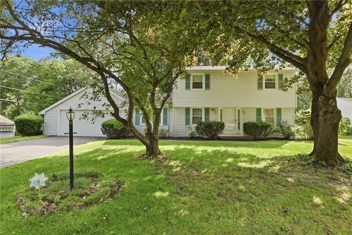 107 Wheatstone Cir, Fairport, NY, 14450-1169 | Card Image