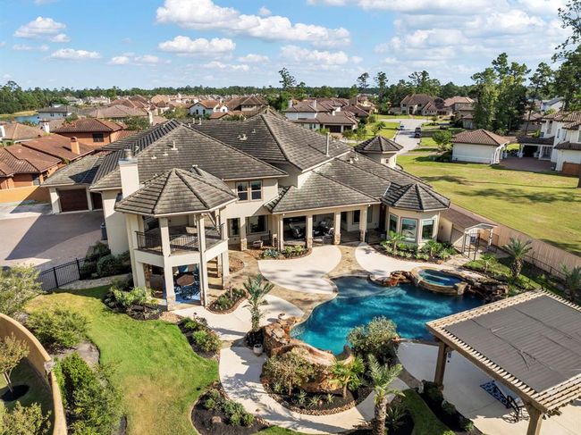 13 Pleasant Shadows Dr, House other with 6 bedrooms, 7 bathrooms and 4 parking in Spring TX | Image 47
