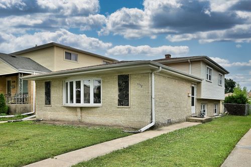 3538 Sunset Ln, Franklin Park, IL, 60131-1640 | Card Image