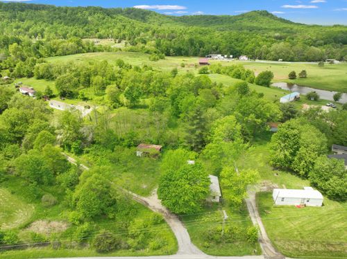 2015 Ky Highway 39 S, Crab Orchard, KY, 40419-8337 | Card Image